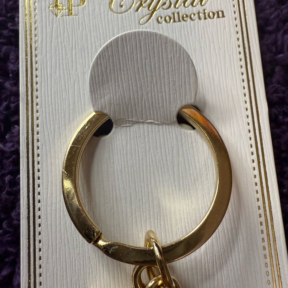 Gold Handbag Charm Keychain with Intricate Design - Picture 3 of 5